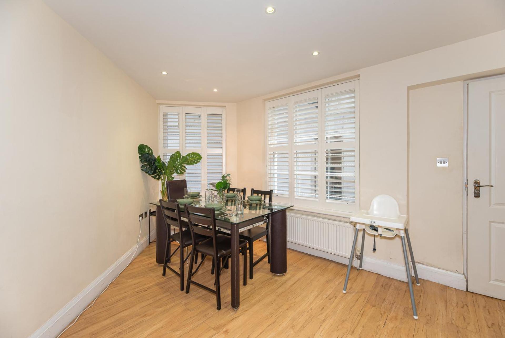 3 Bedroom Apartment With Private Terrace In Pimlico, Westminster, Victoria Londres Exterior foto