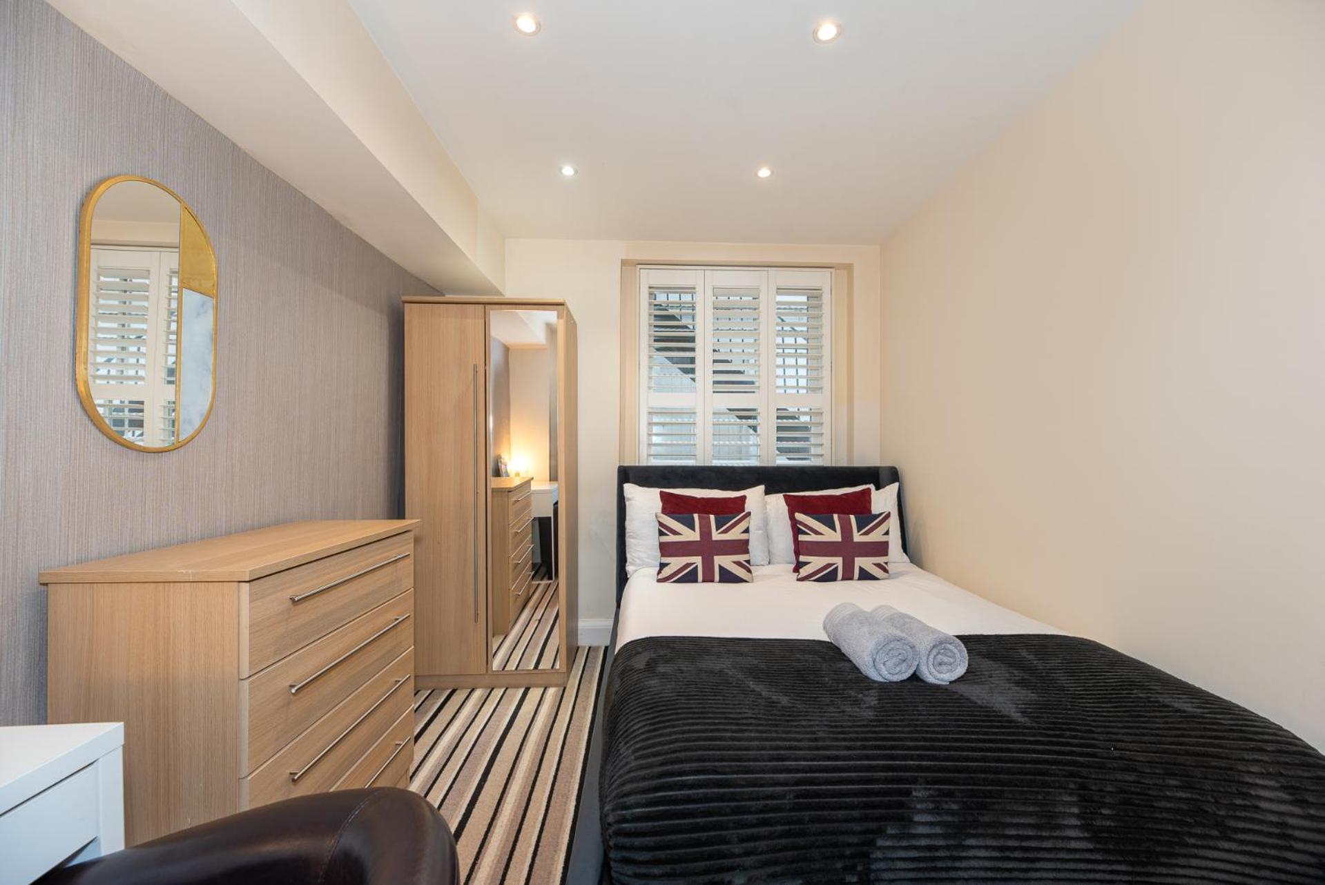 3 Bedroom Apartment With Private Terrace In Pimlico, Westminster, Victoria Londres Exterior foto