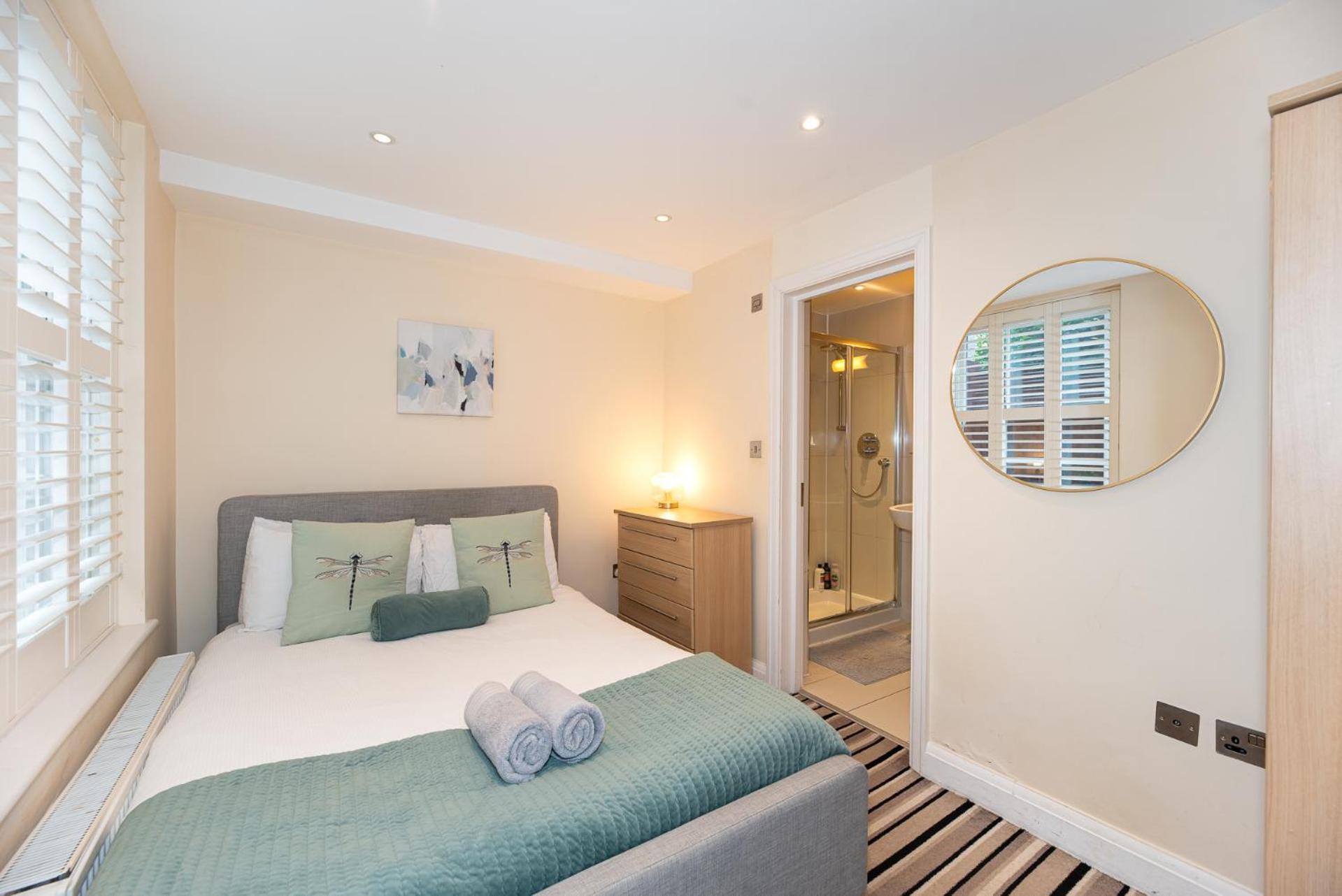 3 Bedroom Apartment With Private Terrace In Pimlico, Westminster, Victoria Londres Exterior foto