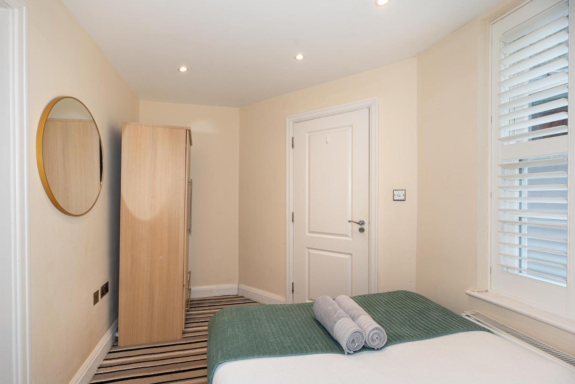 3 Bedroom Apartment With Private Terrace In Pimlico, Westminster, Victoria Londres Exterior foto